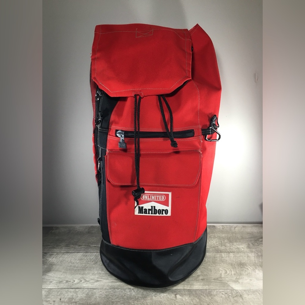 Vintage Marlboro Travel Everyday Knapsack Red Duffle Shoulder Backpack Gear Bag